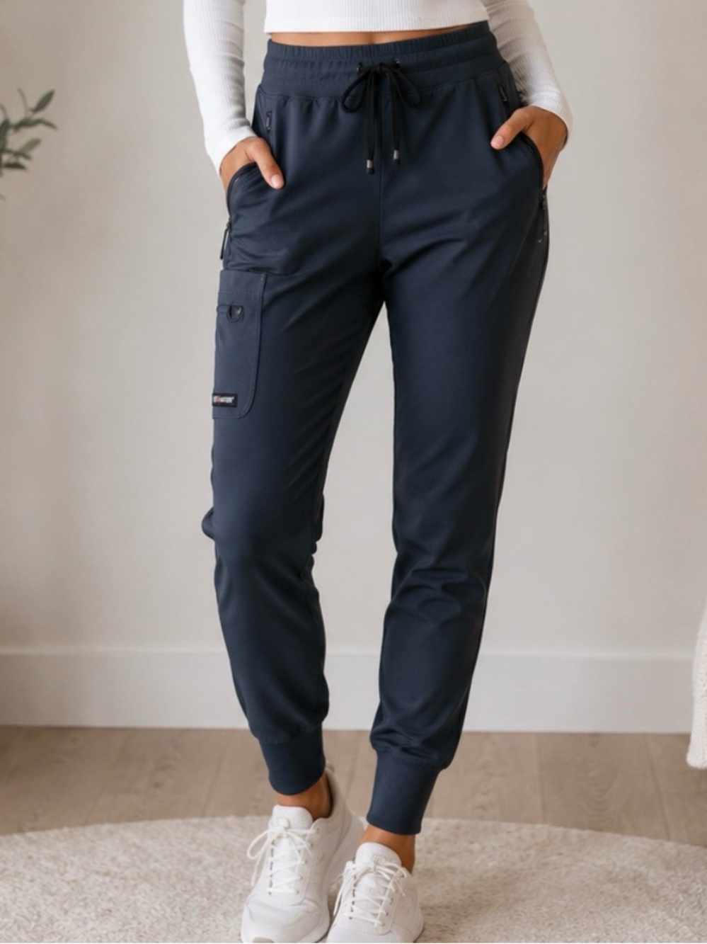 Grey’s Anatomy Medium gray Pants💕